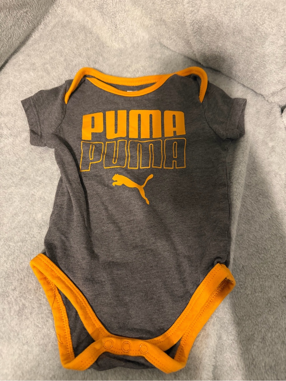 Onsie Lot - Picture 5 of 16